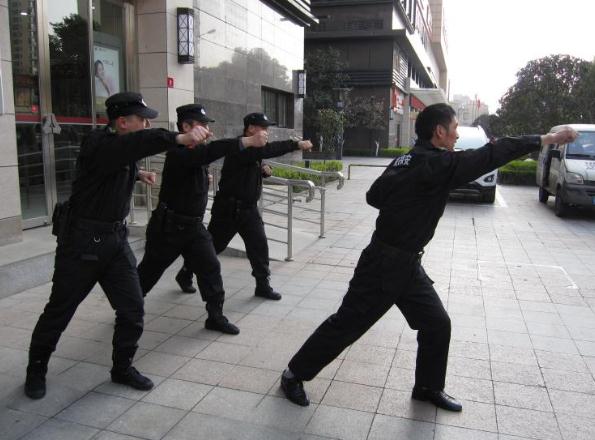 襄陽(yáng)戎安保安公司給您介紹下保安人員的上崗證辦理流程！